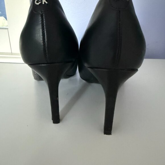 CK Black dress pumps Sz 7.5 M - Picture 2 of 6